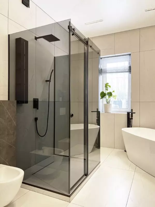 Душевые кабины и перегородки из каленого стекла