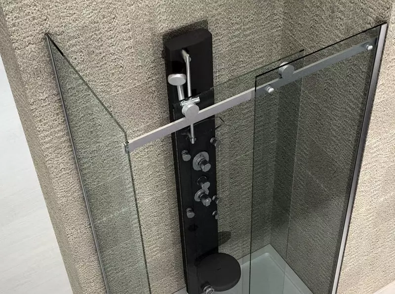 Перегородки для душа из закаленного стекла ALLIANCE TRADE