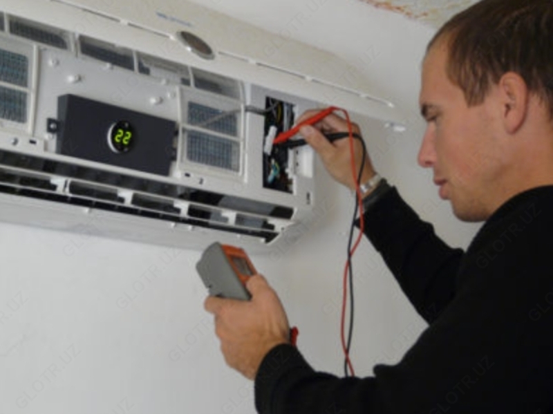 Konditsionerning elektr yoki mexanik qismlarini joyida kichik ta'mirlash