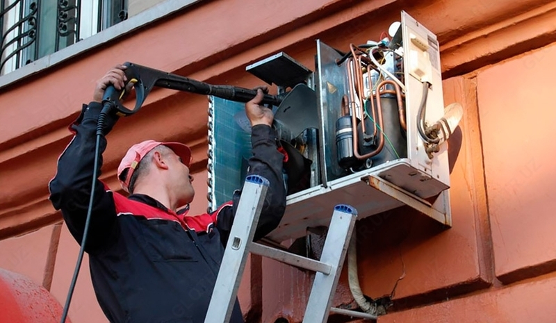 Профилактика наружного блока и чистка внутреннего блока на месте