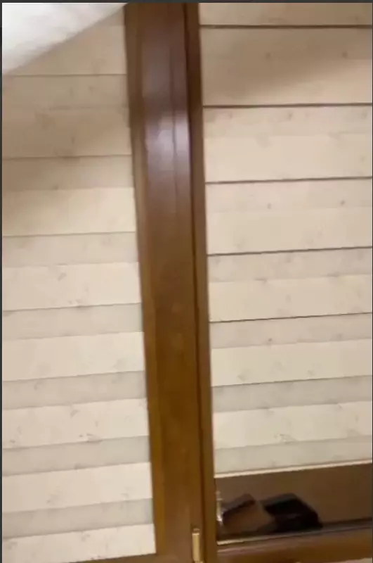 Рулонный электрокарниз Onviz для штор UNI-2 Зебра (модель №4)