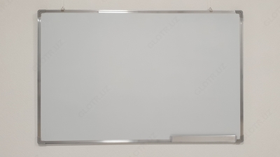 Доска магнитно маркерная 90*120.