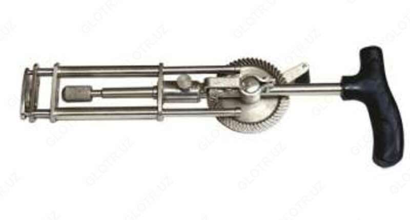 Дрель ручная унифицированная для обработки костей и проведения спиц 154/115