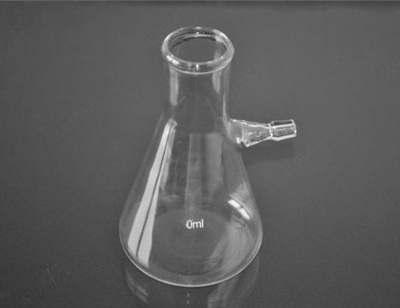 Bunsen shishasi 250 ml dan yupqa bo'lagi bilan.