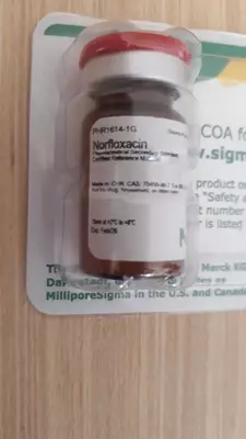 Норфлоксацин Фармацевтический вторичный стандарт; Сертифицированный справочный материал
