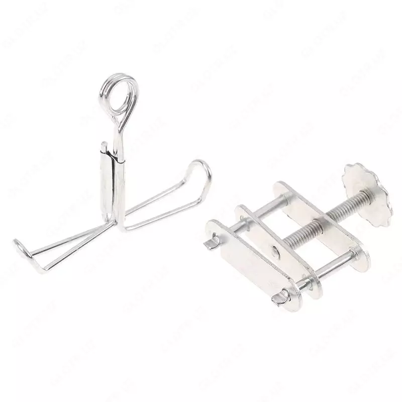 трёхлапчатый)