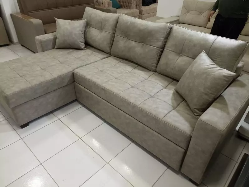 Угловой диван "Ravilon"