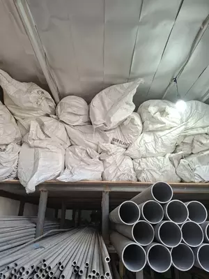   89x4 o‘lchamli zanglamaydigan mat quvur