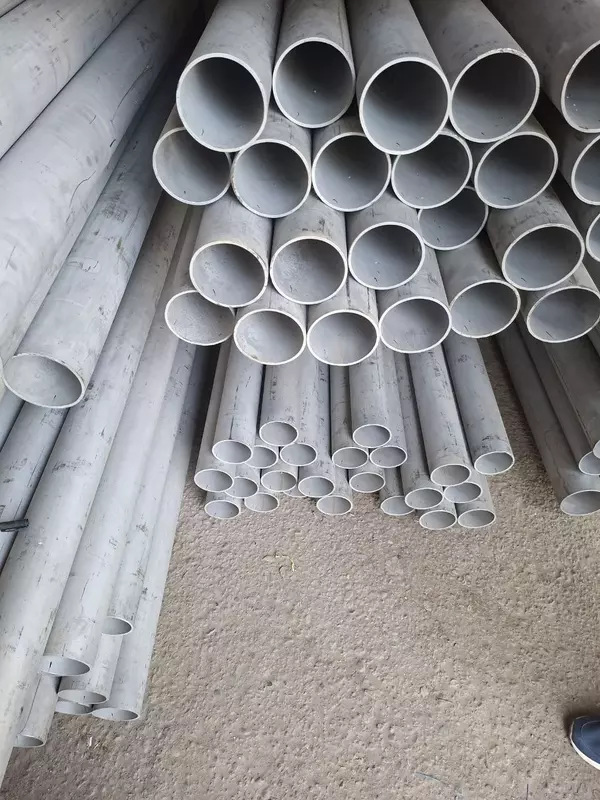   Zanglamaydigan mat b/sh quvur 108x4