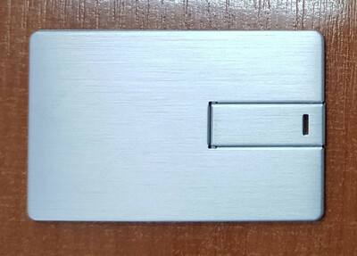 Флэшки-визитки с логотипом