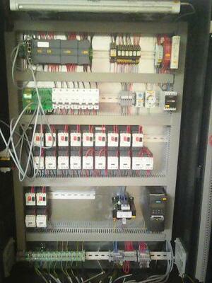 Автоматическая система контроля и управления насосами для бассейна и освещения бассейна