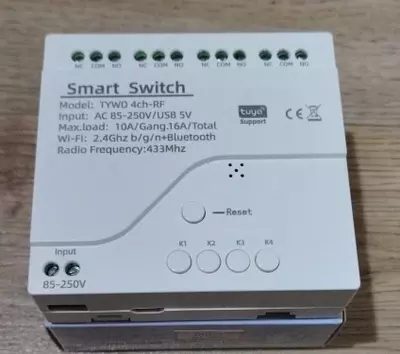 Sonoff Wi-fi 4х канальное реле. Работает по приложению и по пульту управления.