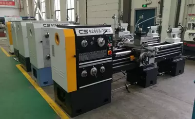  C/660 seriyali universal tokarlik dastgohi - 