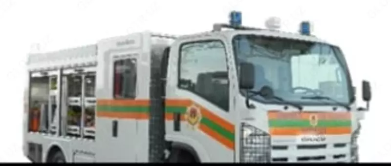 ISUZU NPS 75H maxsus qutqaruv mashinasi (vodolazlar uchun)