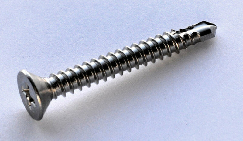 Саморез с потайной головкой 25 мм по металлу