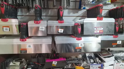 Tayvanni bo'yash uchun spatulalar