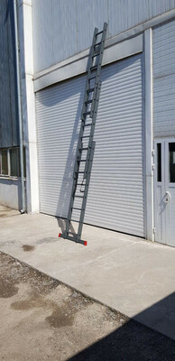 Лестница-стремянка трансформер TRIPLE MAX 308