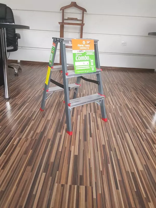 Лестница стремянка Combo 2202 (А=0