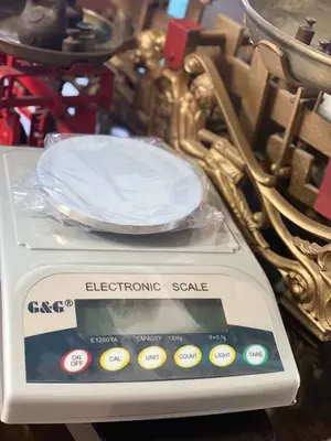 Narx so&#039;rov asosida Laboratoriya tarozilari Весы лабораторные E1200YA