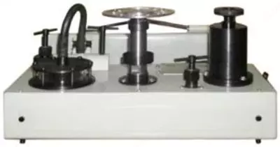 Aneroid barometr namunali