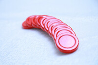 Крышки металлические с резьбовыми выступами Твист офф диаметром 43 мм.