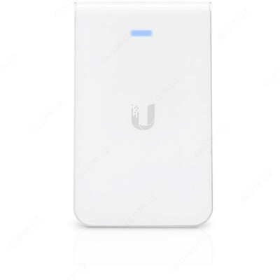 UАР-AC-IW- это модель нового коммутатора с оптическими SFP-портами