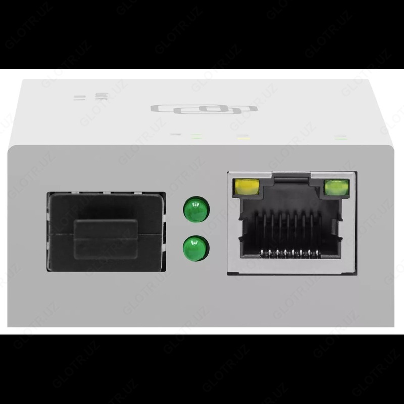 Медиаконвертер 10/100/1000-Base-T / 100/1000Base-FX с SFP-портом
