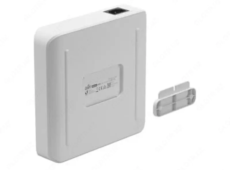 Коммутатор Ubiquiti UniFi Lite 16 PoE