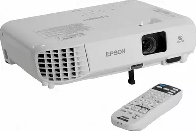 Proyektor EPSON EB-E01