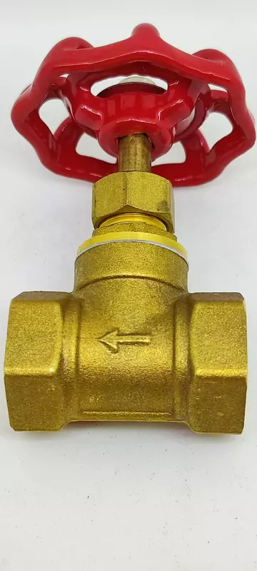 Вентиль запорный латунный муфтовый 15Б3р DN15 PN16