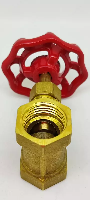   Вентиль запорный латунный муфтовый 15Б3р DN15 PN16