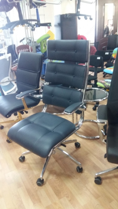 Офисное кресло New indi