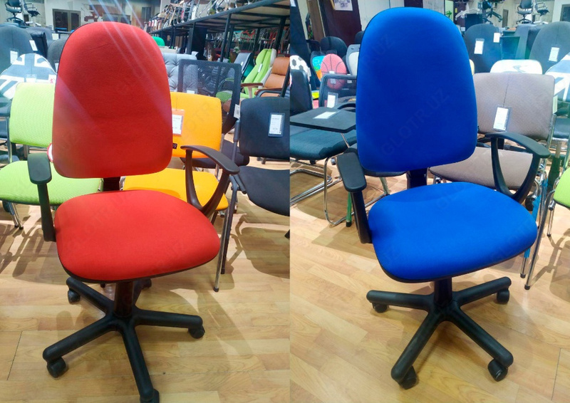 Офисное кресло Prestige красный и синий