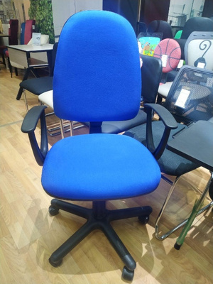 Офисное кресло Prestige красный и синий Оптом и розница