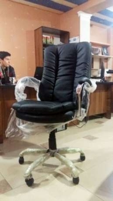 Офисное кресло Roger - home24.uz