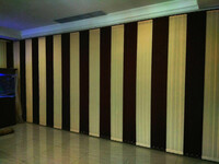 Горизонтальные жалюзи для гостиной