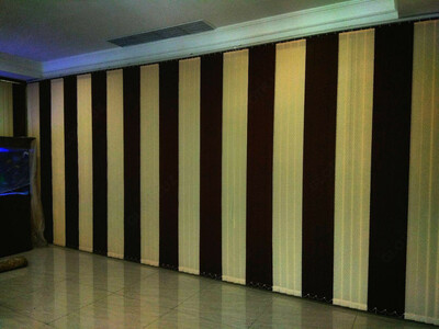 Горизонтальные жалюзи для гостиной