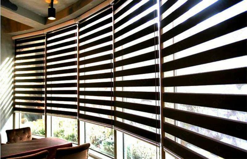 Горизонтальные жалюзи для гостиной
