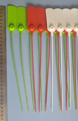 пластиковые пломбы. - 750 сум / шт.