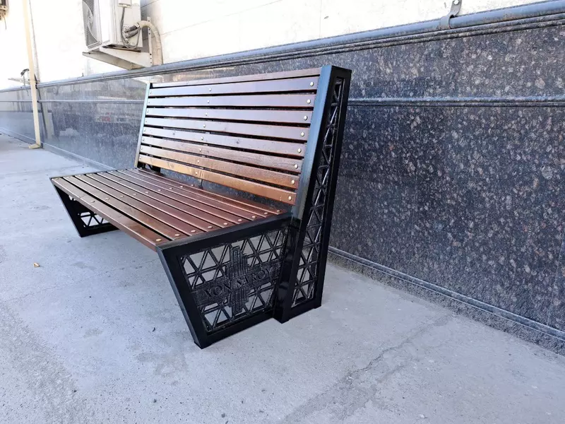 Дизайнерская кованая скамья