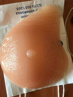 Протез груди