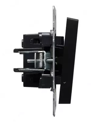 Выключатель BRITE 1-кл. прох. реверс 10А ВС10-1-6-БрЧ черный IEK