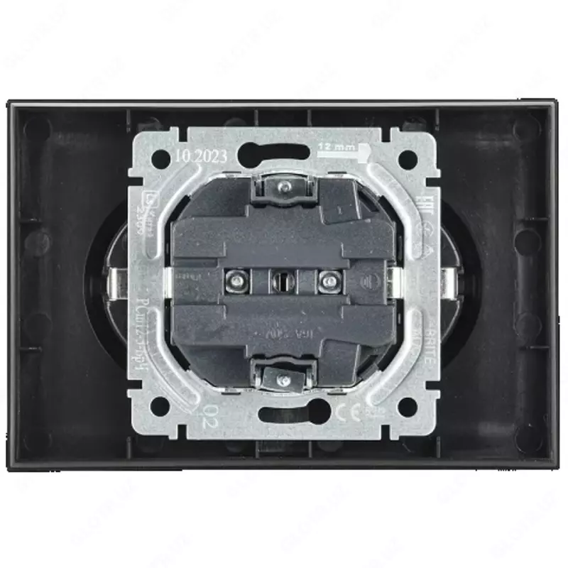 Розетка BRITE 2-я с з/к без з/ш 16А в сб. РС12-3-БрЧ черный IEK