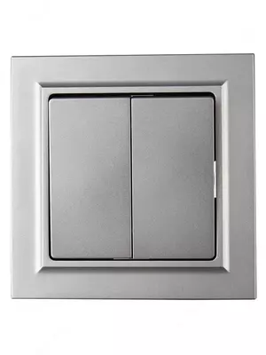 Выключатель BRITE 2-кл. прох. 10А ВС10-2-6-БрС сталь IEK