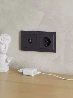 Рамка BRITE 2-местная РУ-2-БрГ графит IEK