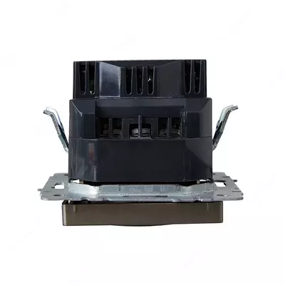 Розетка BRITE с з/к/ш 16А с USB A+C 18Вт РЮш11-1-БрШ шампань IEK
