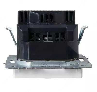 Розетка BRITE с з/к/ш 16А с USB A+C 18Вт РЮш11-1-БрЖ жемчуг IEK