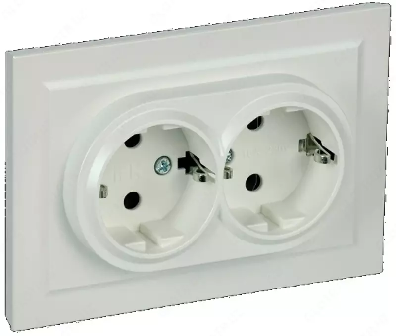 Розетка BRITE 2-я с з/к/ш 16А в сб. РСш12-3-БрЖ жемч. IEK