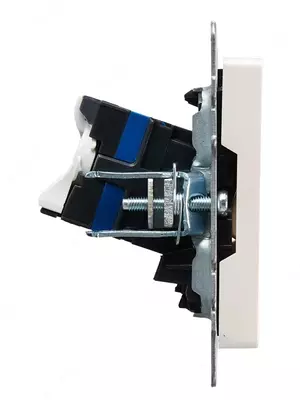 Розетка компьютерная BRITE RJ45 кат.5E РК10-БрЖ жемчуг IEK