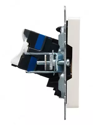 Розетка компьютерная BRITE 2-ая RJ45 кат.6 РК11-2-БрЖ жемчуг IEK